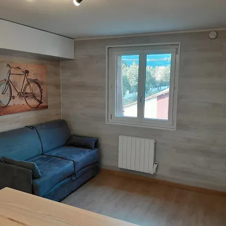 Refait A Neuf A 10min De Praloup Apartment