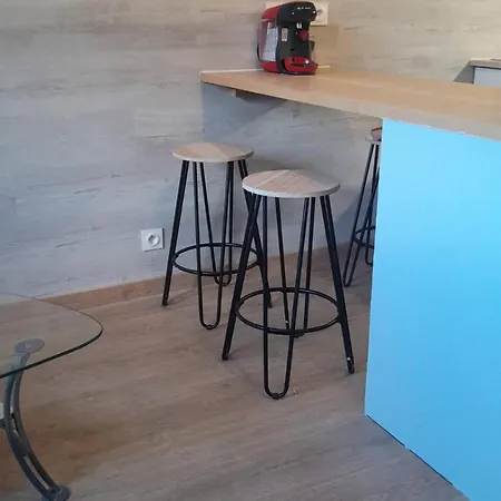 Refait A Neuf A 10min De Praloup *