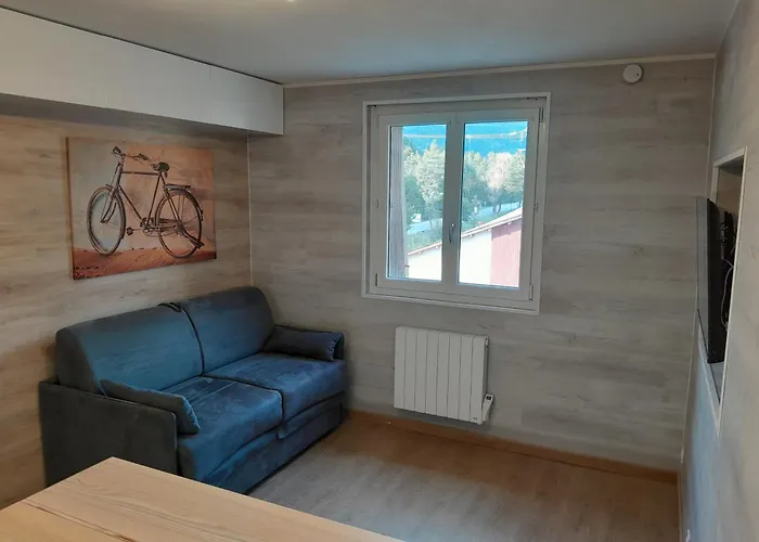 Refait A Neuf A 10min De Praloup Apartment